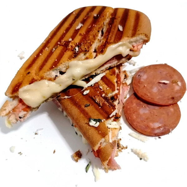 🥪 PANINI DE CERDO AHUMADO